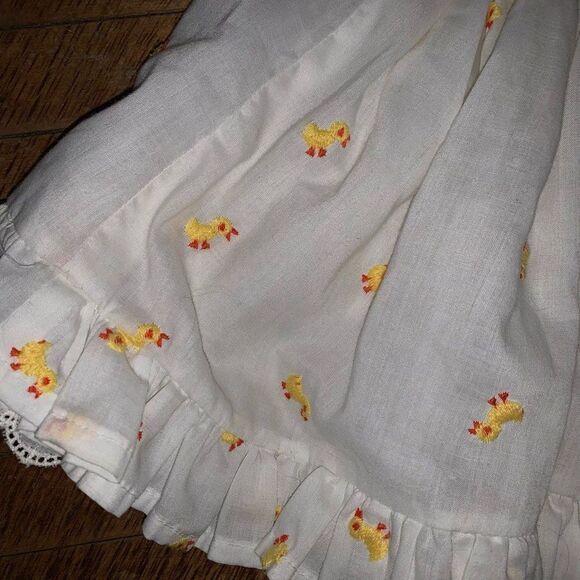 Handmade duck frilly well dressed wolf ruffled 0-6 month dress - Picture 5 of 6